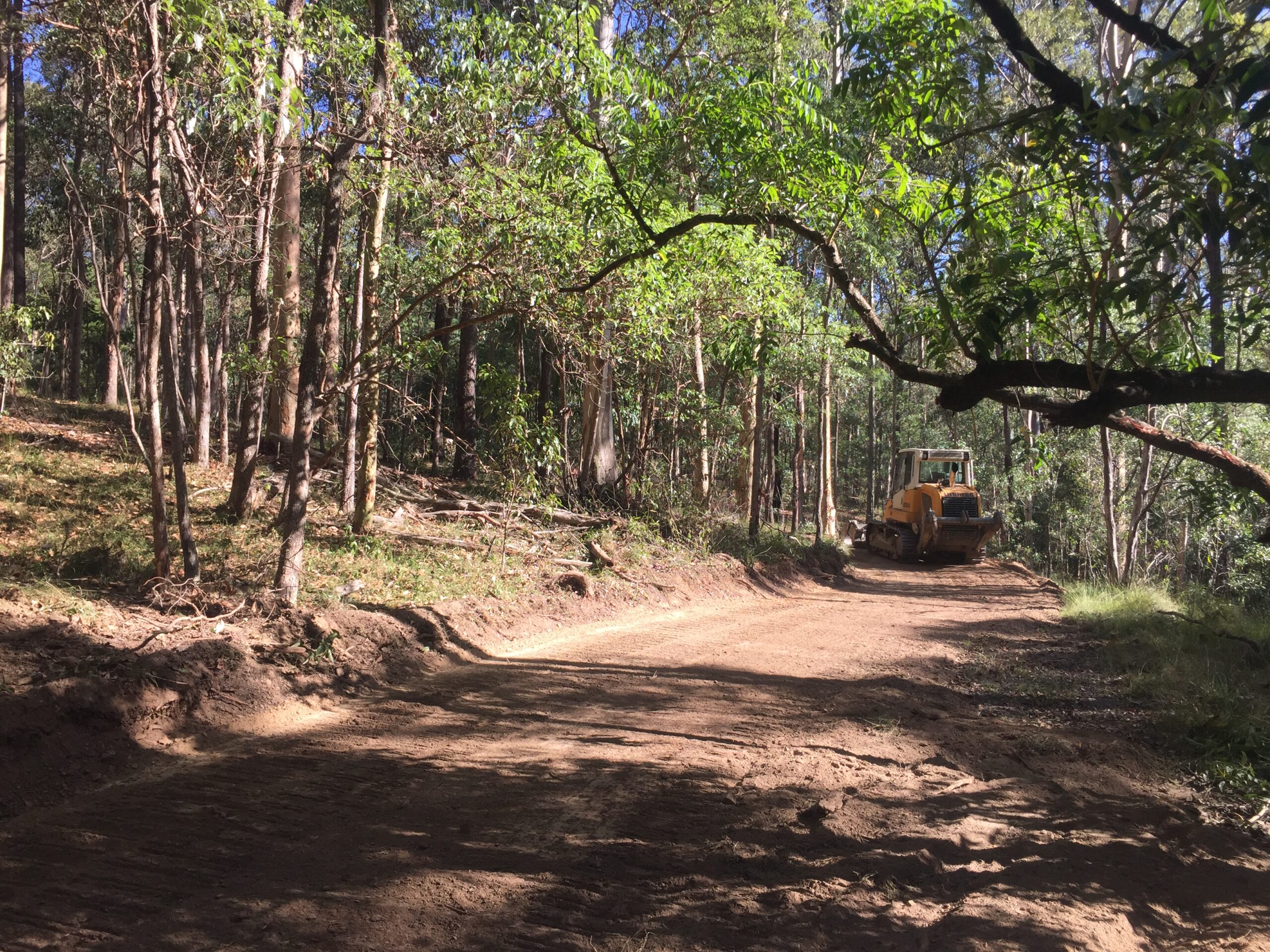 Drott_Hire_Brisbane_Gold_Coast Steps in preparation of site for construction works involves site clearing, excavation, grading and compaction.